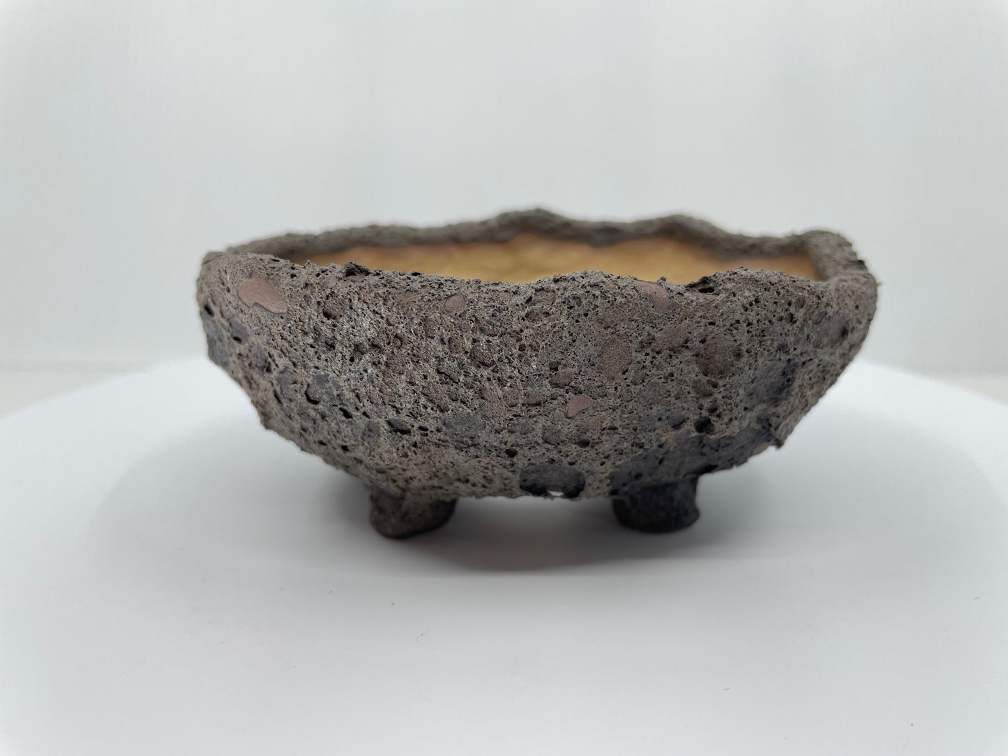 Black "Magma" Accent Pinch Pot 4.4"