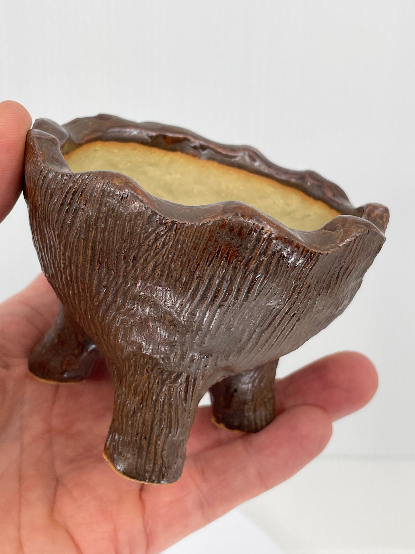 Brown Textured Accent Pinch Pot 3.6"