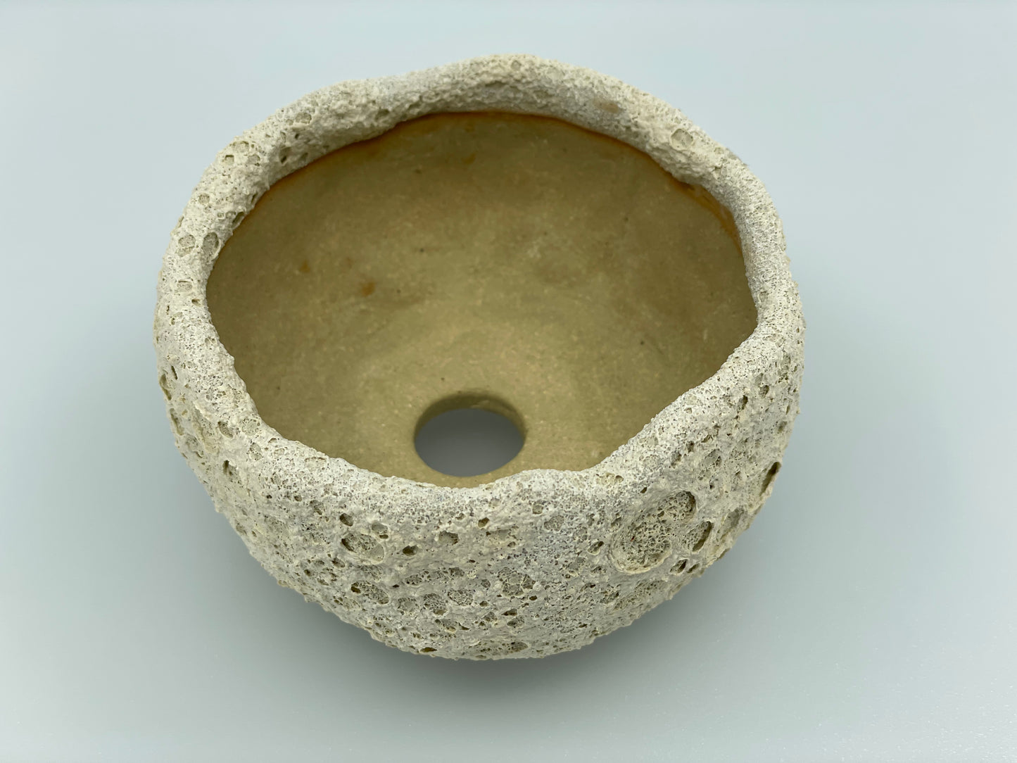 3.75" Wide Moon Accent Pot