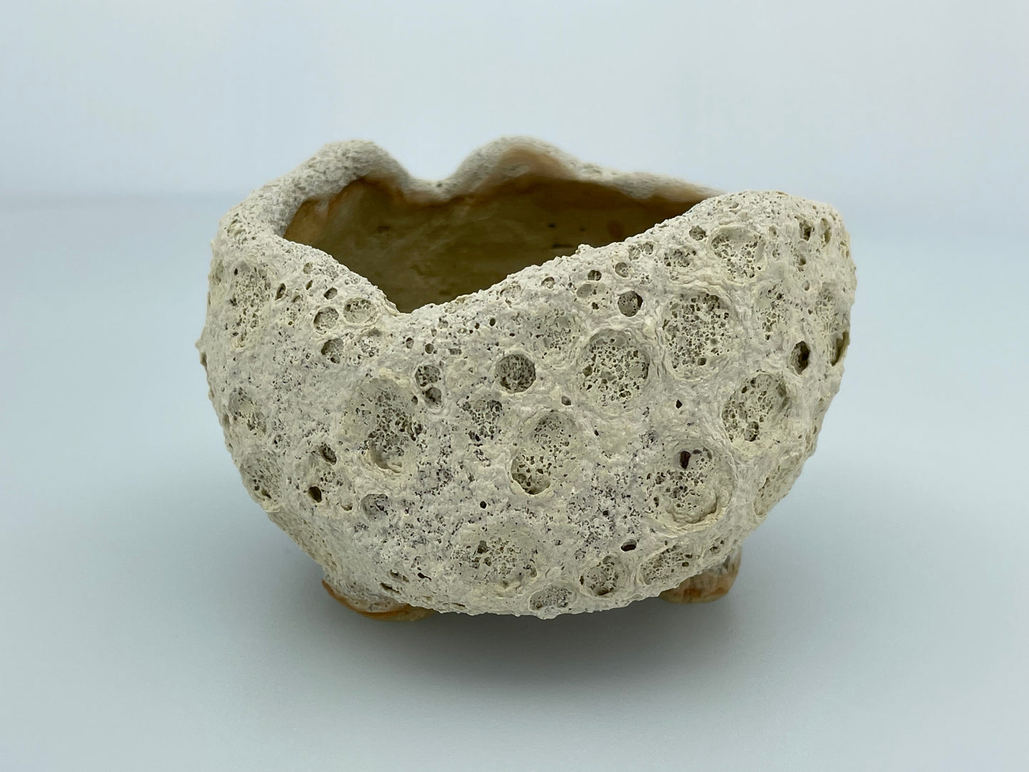 3.25" Wide Moon Accent Pot