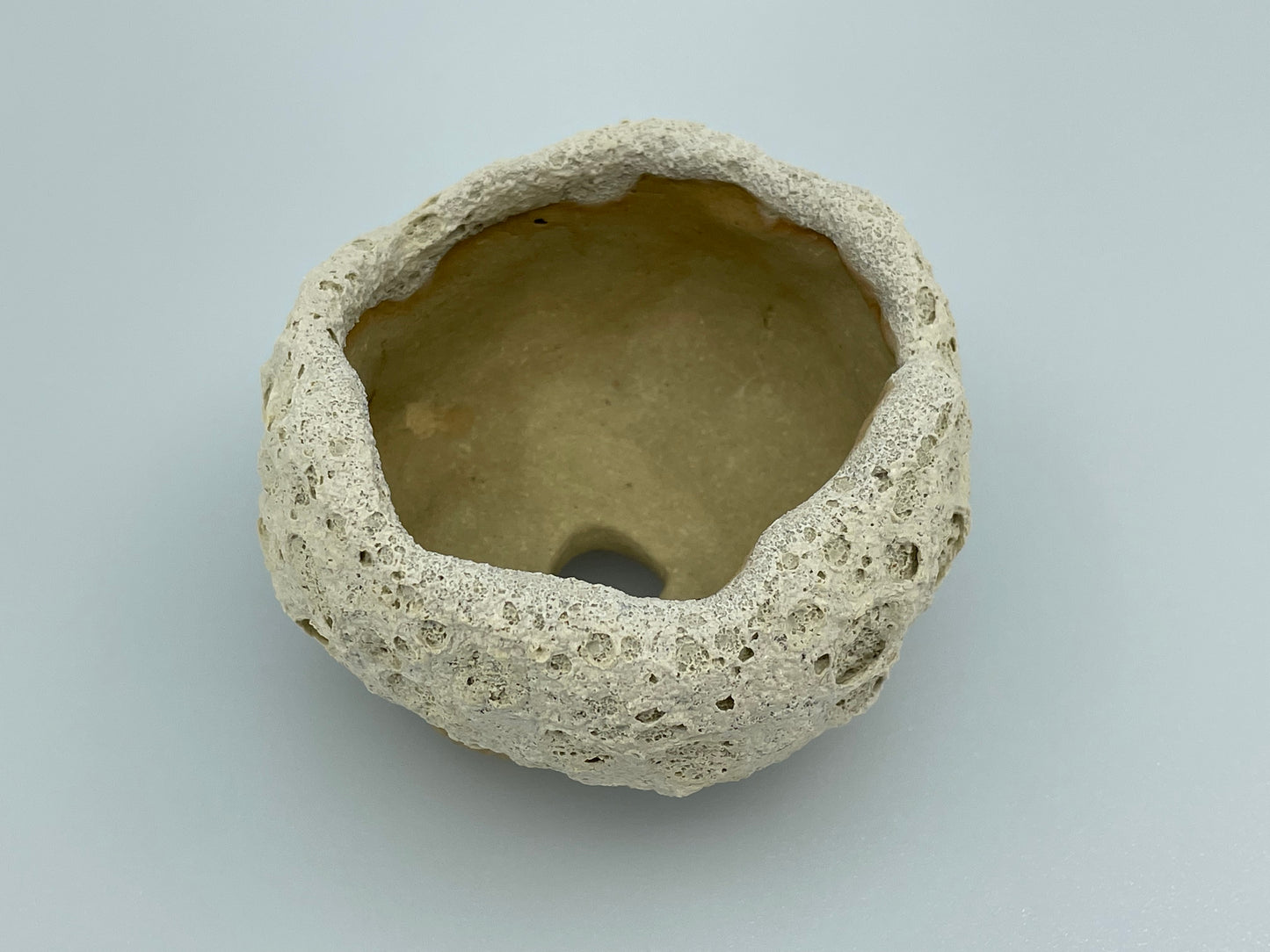 3.25" Wide Moon Accent Pot