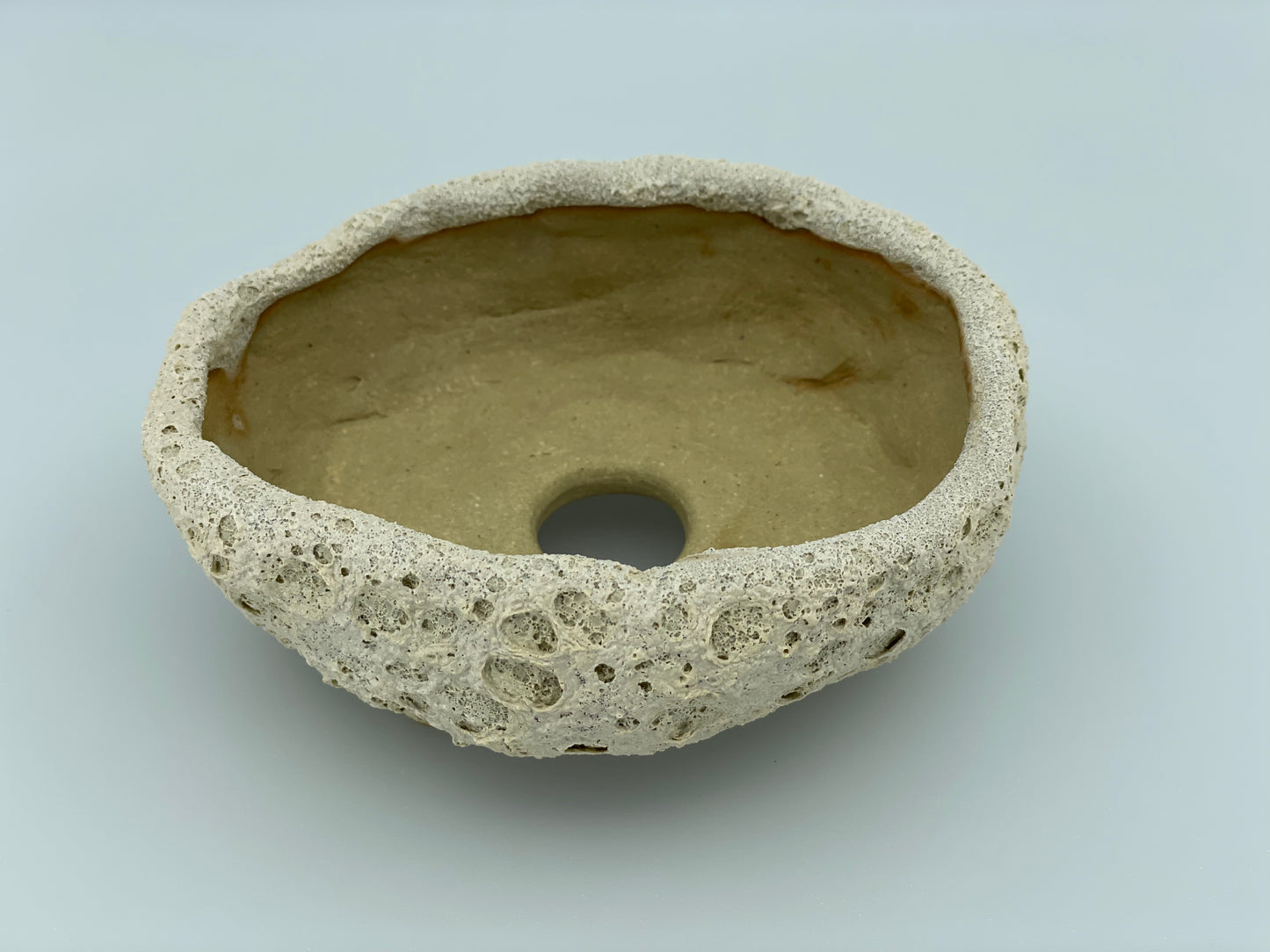 4.2" Wide Oval Moon Accent Pot