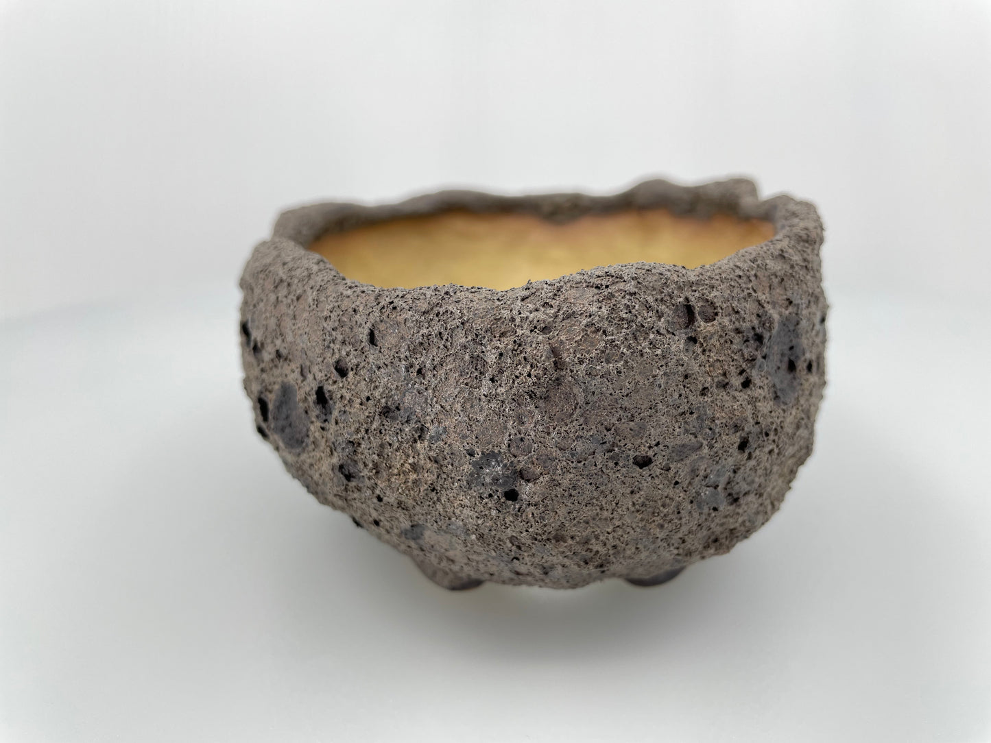 Black "Magma" Bonsai Pinch Pot 5.5"