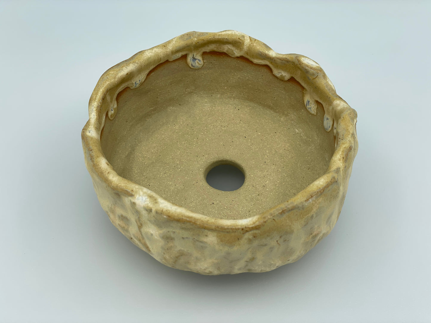 4.8" Wide Macadamia Accent Pinch Pot